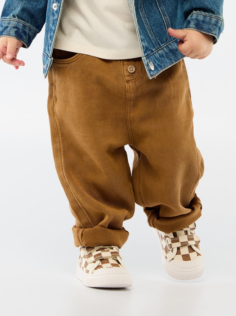 Pantalon uni en matière douce avec coupe relax fit Marron - Kiabi