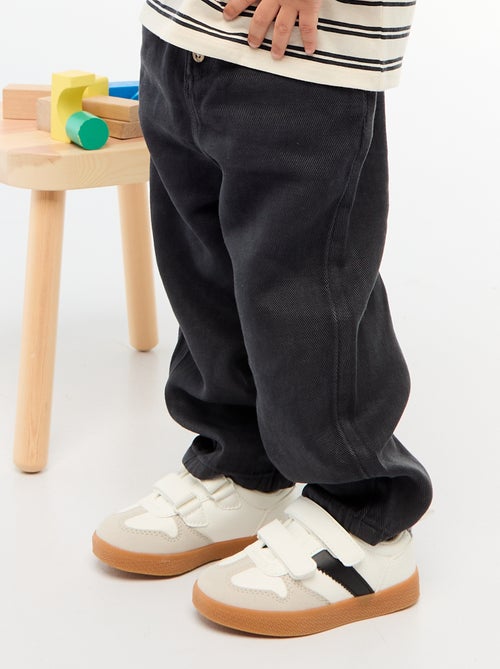 Pantalon uni en matière douce avec coupe relax fit - Kiabi