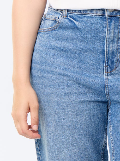 Pantalone denim taglio dritto - Kiabi Pantalone denim taglio dritto - Kiabi