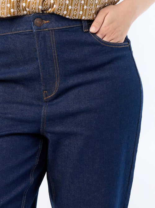 Pantalone denim taglio dritto - Kiabi Pantalone denim taglio dritto - Kiabi