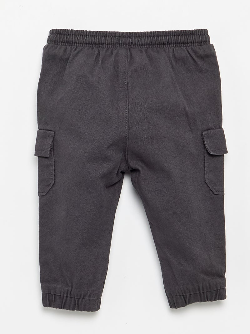 Pantalone jogger in twill con tasche a patta Nero - Kiabi