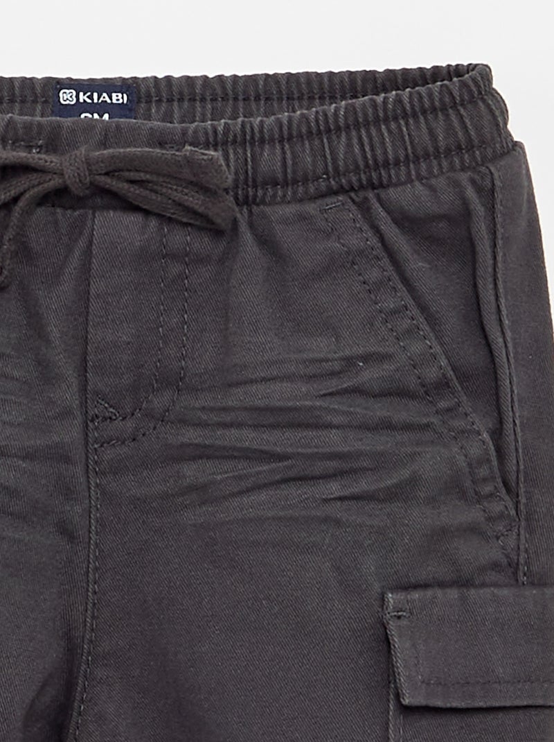 Pantalone jogger in twill con tasche a patta Nero - Kiabi
