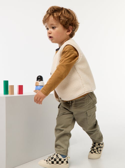Pantalone jogger in twill con tasche a patta - Kiabi Pantalone jogger in twill con tasche a patta - Kiabi