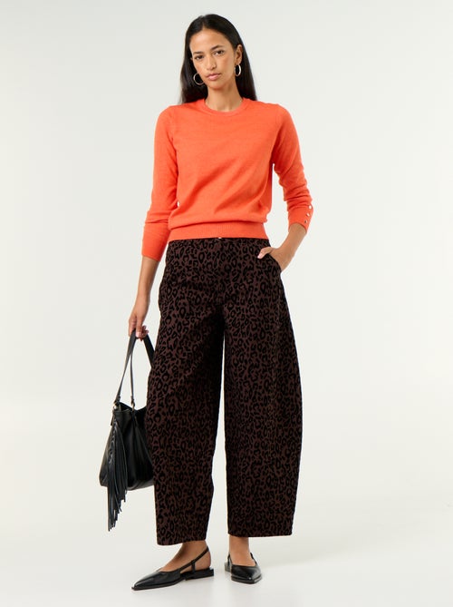 Pantalone modello barrel con stampa floccata - Kiabi Pantalone modello barrel con stampa floccata - Kiabi
