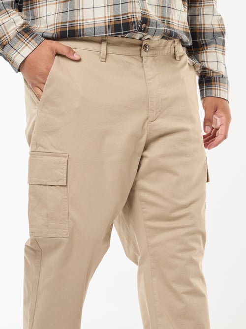 Pantalone multitasche a tinta unita con passanti per cintura - Kiabi