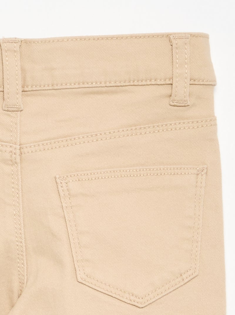 Pantaloni in twill - taglio aderente Beige - Kiabi