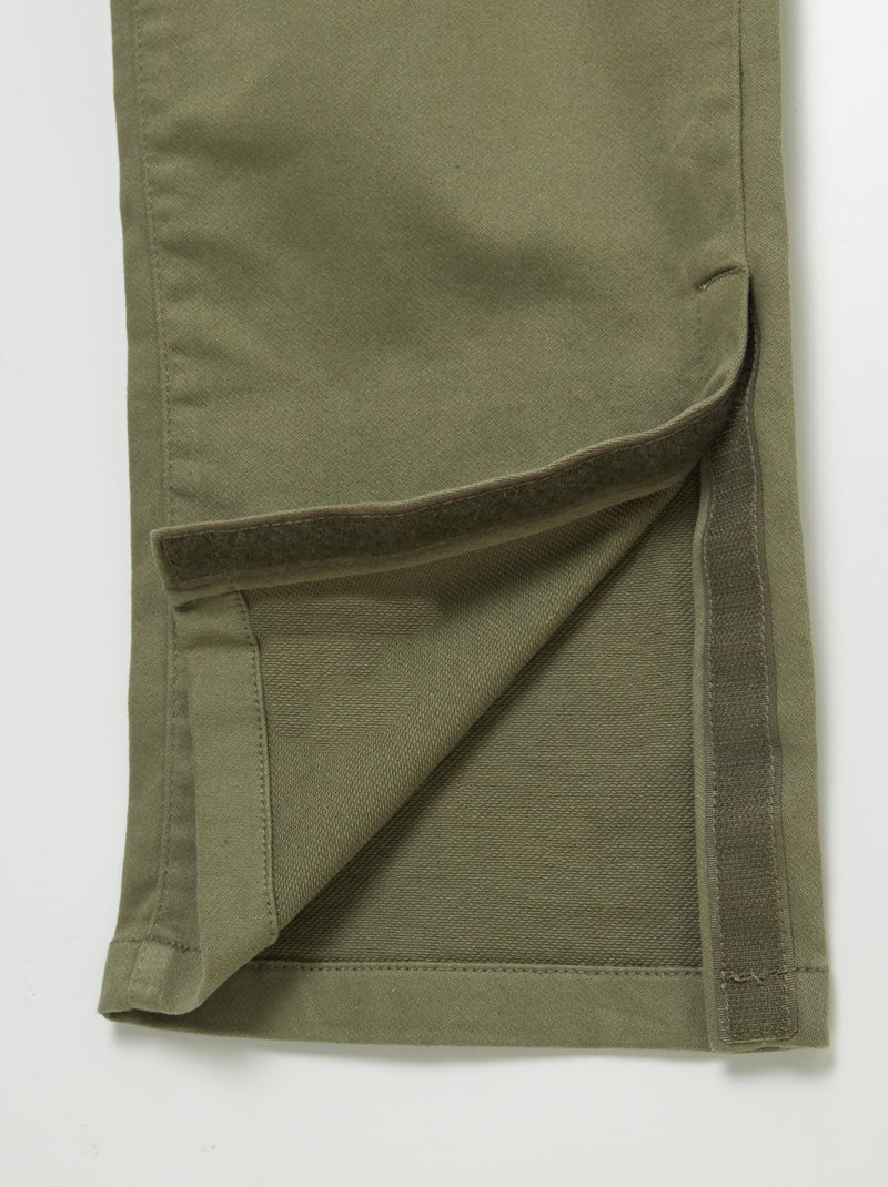 Pantaloni regular con tasche a patta - collezione facile da indossare VERDE - Kiabi