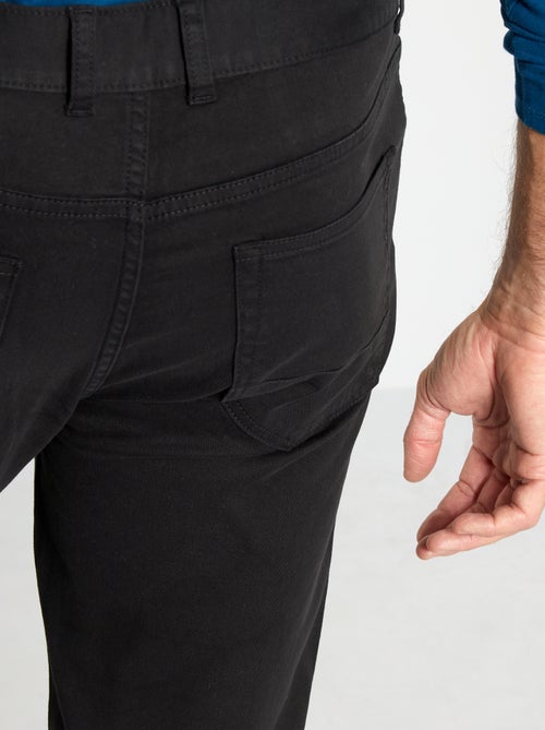 Pantaloni slim L38 per altezze di 2m e più - Kiabi Pantaloni slim L38 per altezze di 2m e più - Kiabi