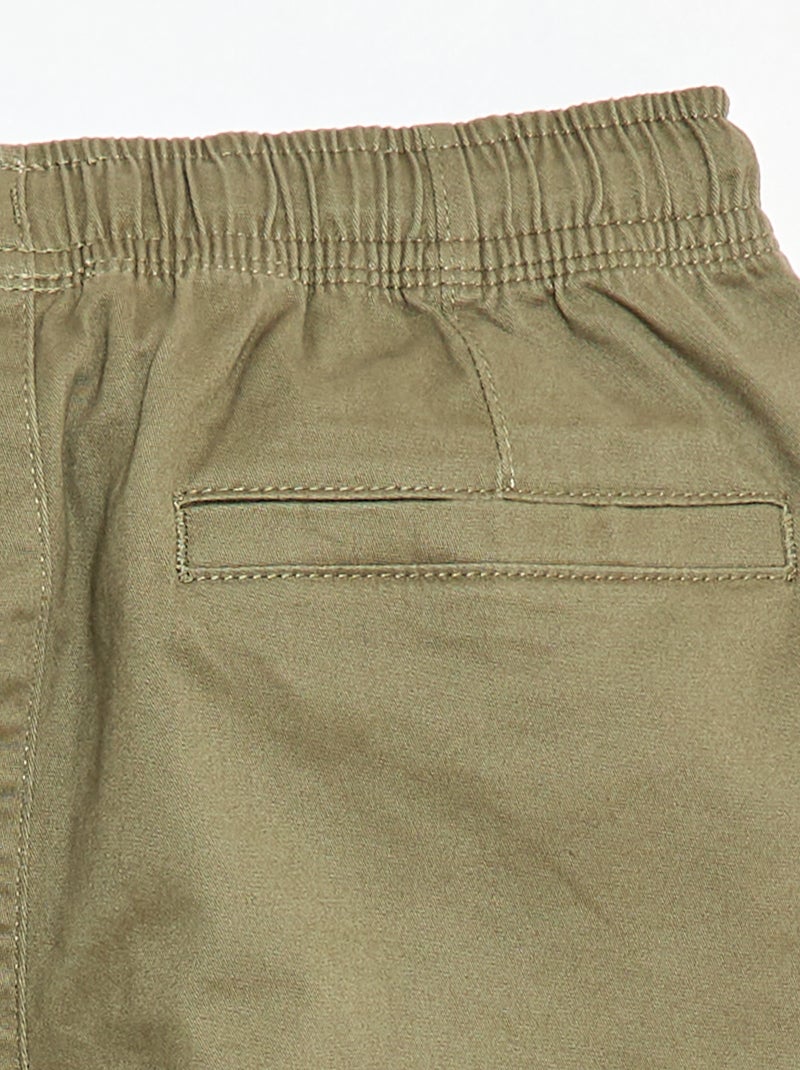 Pantaloni stretch tinta unita multitasche Verde - Kiabi