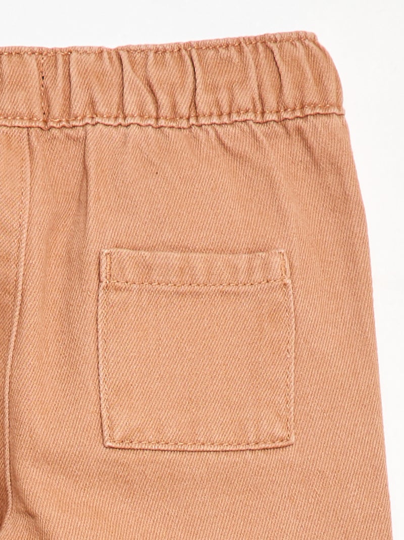 Pantaloni tinta unita taglio relaxed fit Marrone - Kiabi