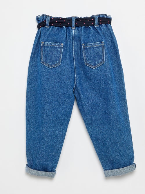 Paperbag-Jeans mit gemustertem Gürtel - Kiabi