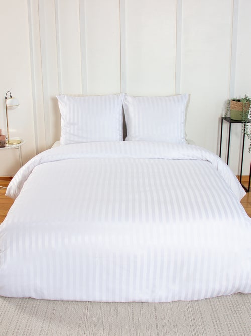 Parure de lit 1 ou 2 personnes en satin + 2 taies - Kiabi