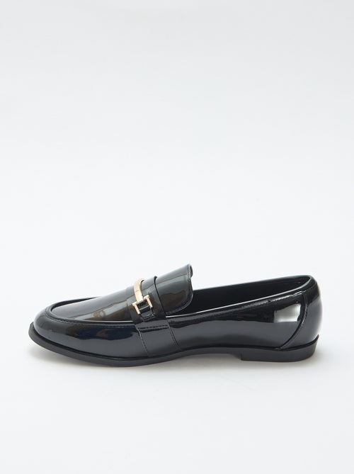 Patent Loafers with Fancy Gold Embellishments - Kiabi
