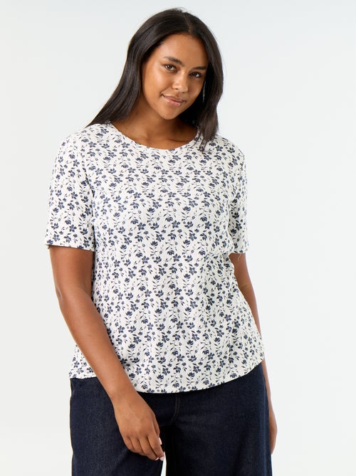 Patterned Pointelle Knit T-shirt - Kiabi Patterned Pointelle Knit T-shirt - Kiabi