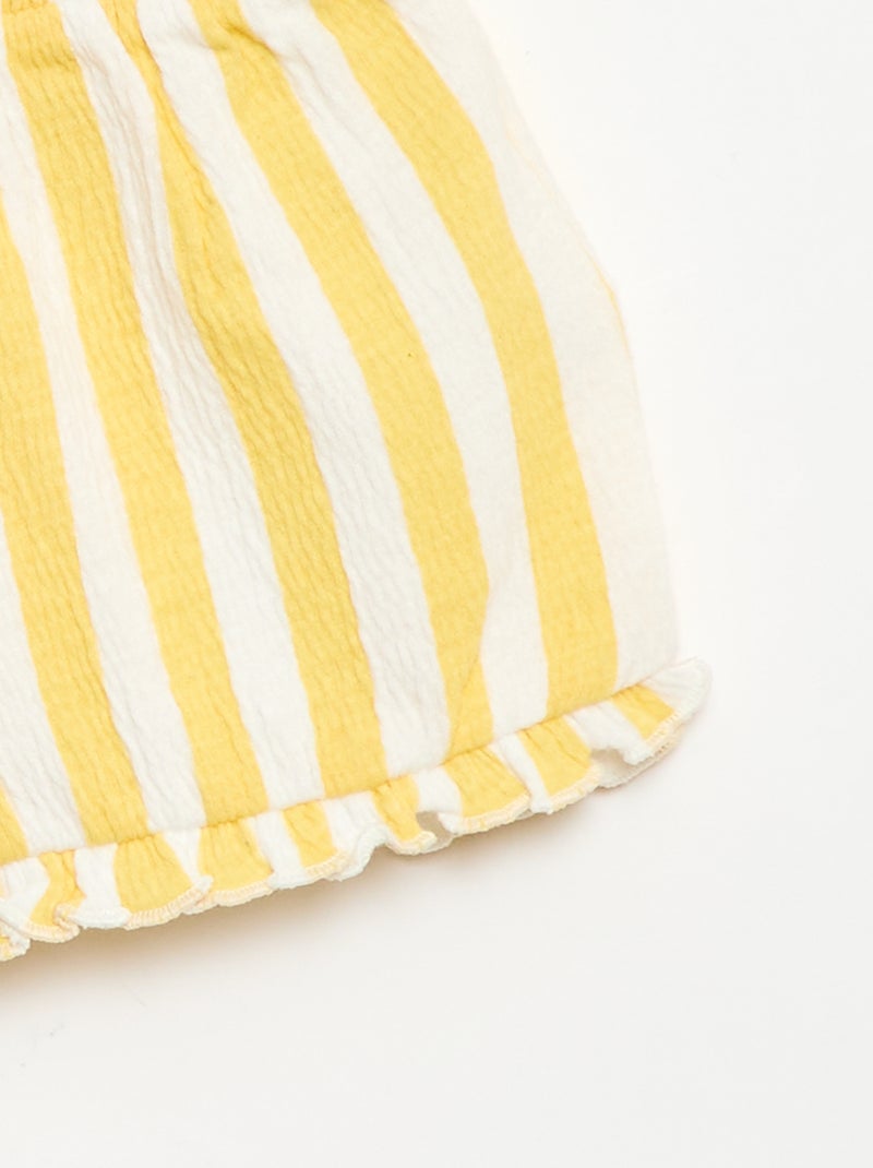 Patterned shorts with ruffled hem Yellow - Kiabi