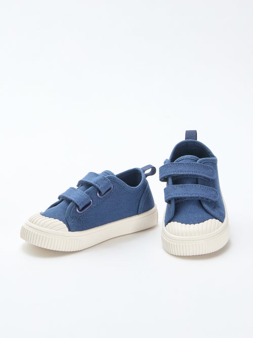 Plain Canvas Sneakers - Kiabi