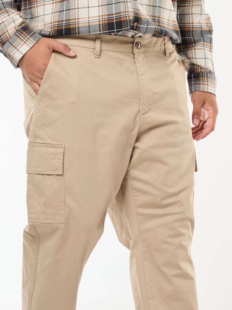 Plain multi-pocket trousers with belt loops Beige - Kiabi