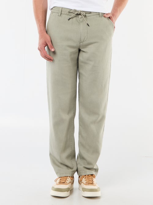 Plain trousers in a light, soft fabric - Kiabi Plain trousers in a light, soft fabric - Kiabi
