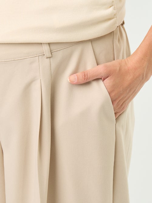 Pleated Maternity Trousers - Kiabi Pleated Maternity Trousers - Kiabi