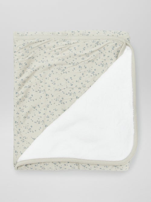 Printed Blanket with Cozy Fleece Interior - Kiabi
