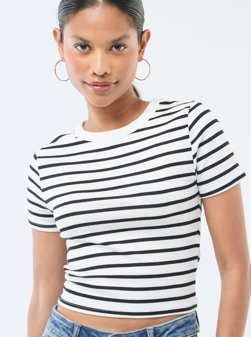 Printed Pattern Short-Sleeved T-Shirt - Kiabi Printed Pattern Short-Sleeved T-Shirt - Kiabi