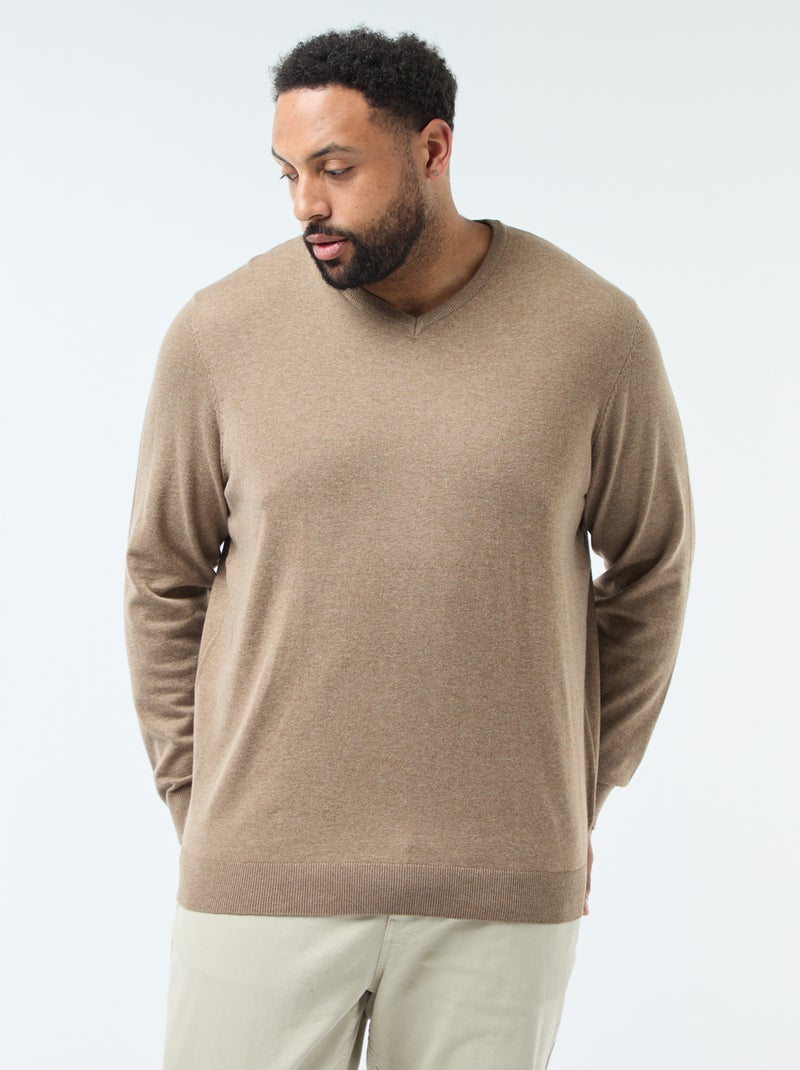Pull col V en maille fine jauge Taupe - Kiabi