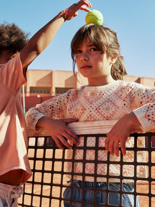 Pull en maille ajourée avec broderies fleurs - Kiabi