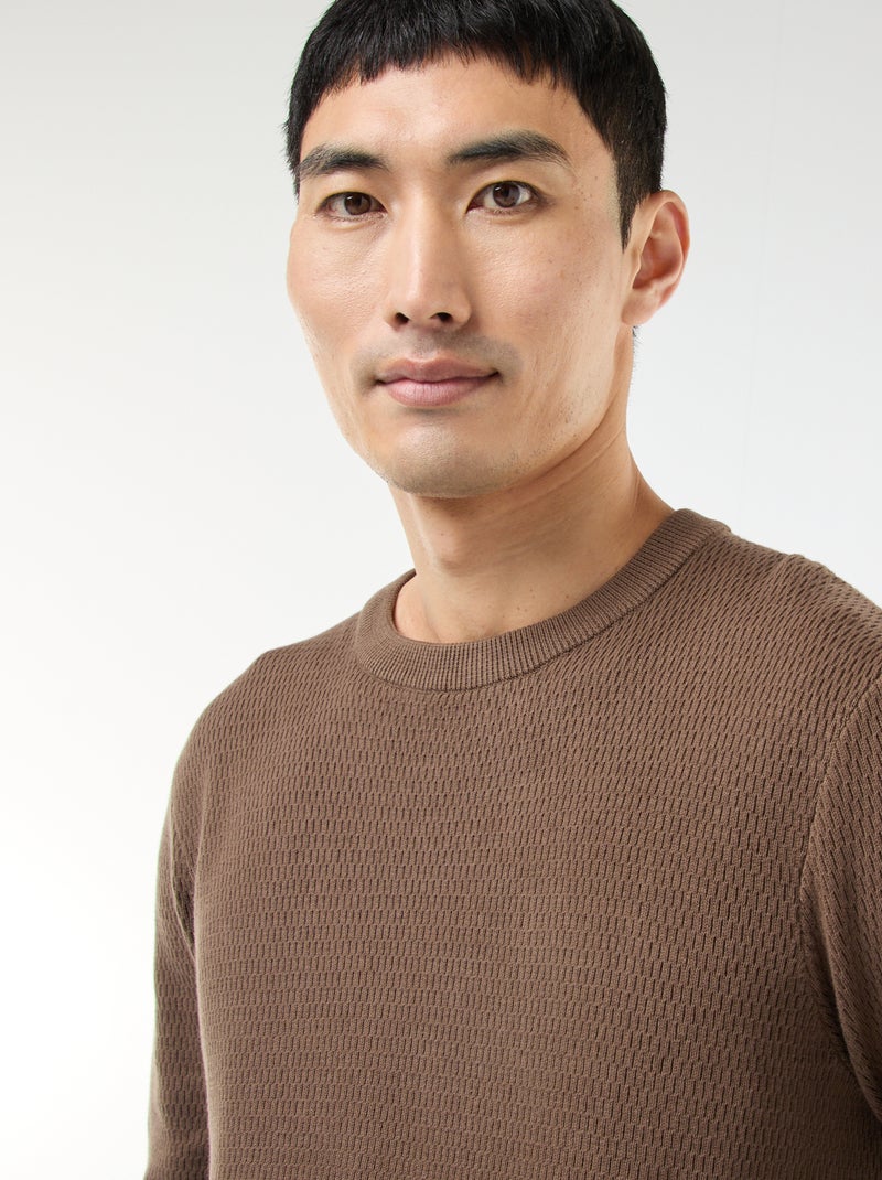 Pull en maille fantaisie à col rond Marron - Kiabi