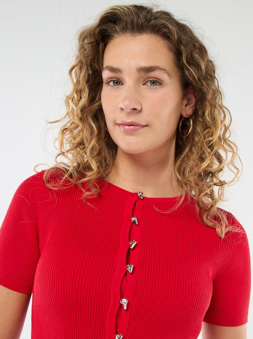 Pull manches courtes avec boutons fantaisie - Kiabi