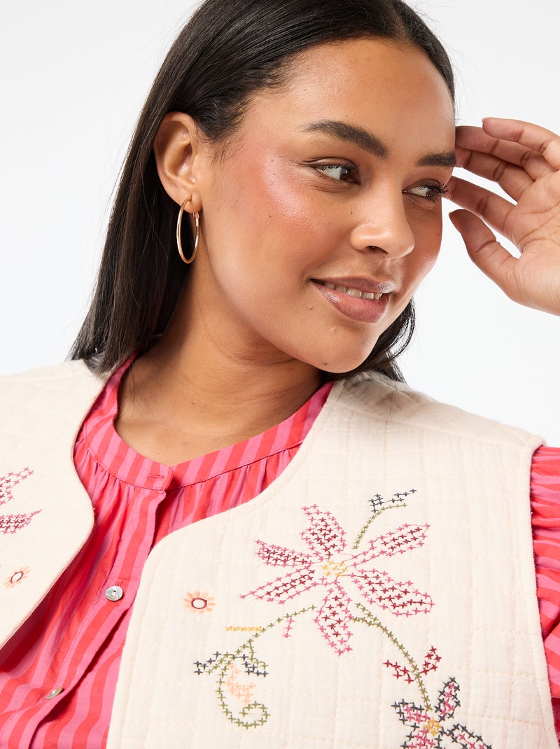 Quilted Vest with Embroidery Beige - Kiabi