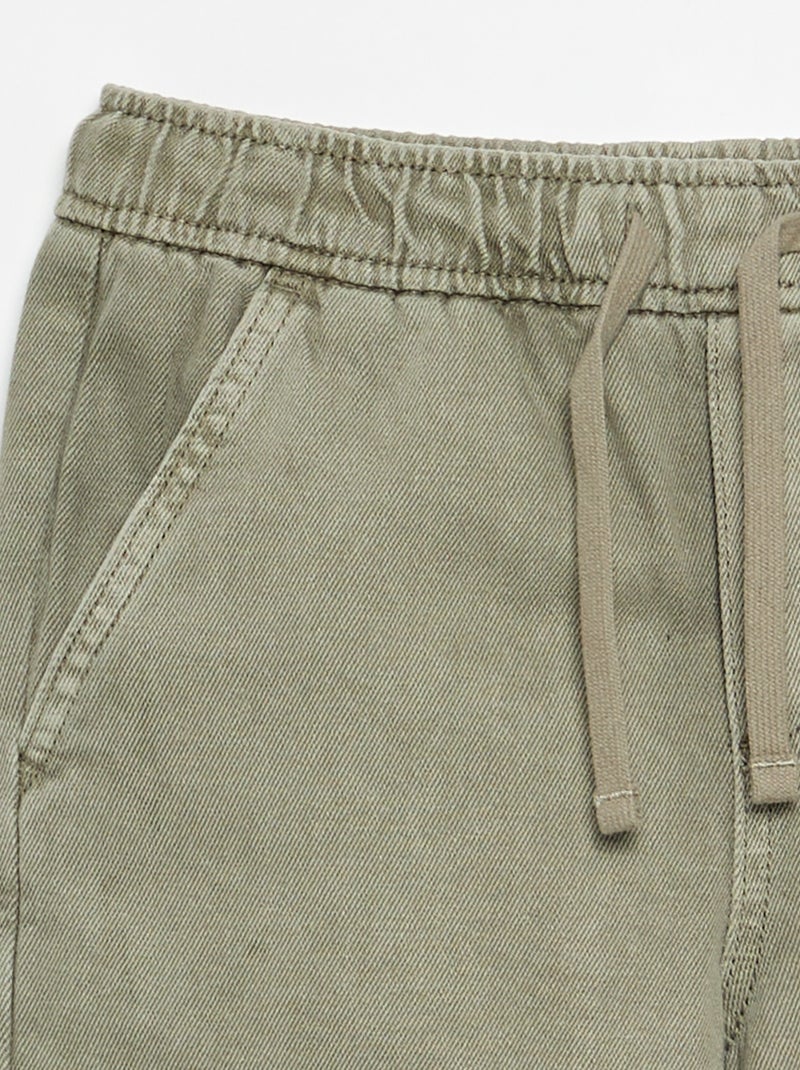 Relaxed Fit Hose mit Gummizugbund Vert - Kiabi