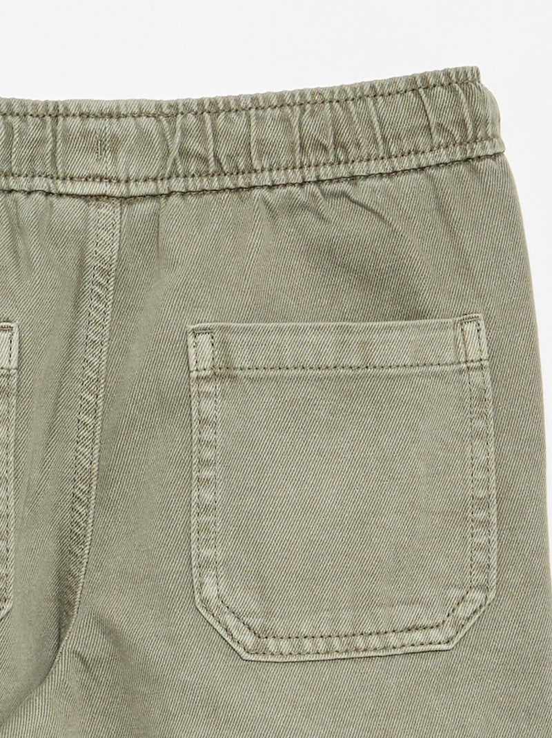 Relaxed Fit Hose mit Gummizugbund Vert - Kiabi