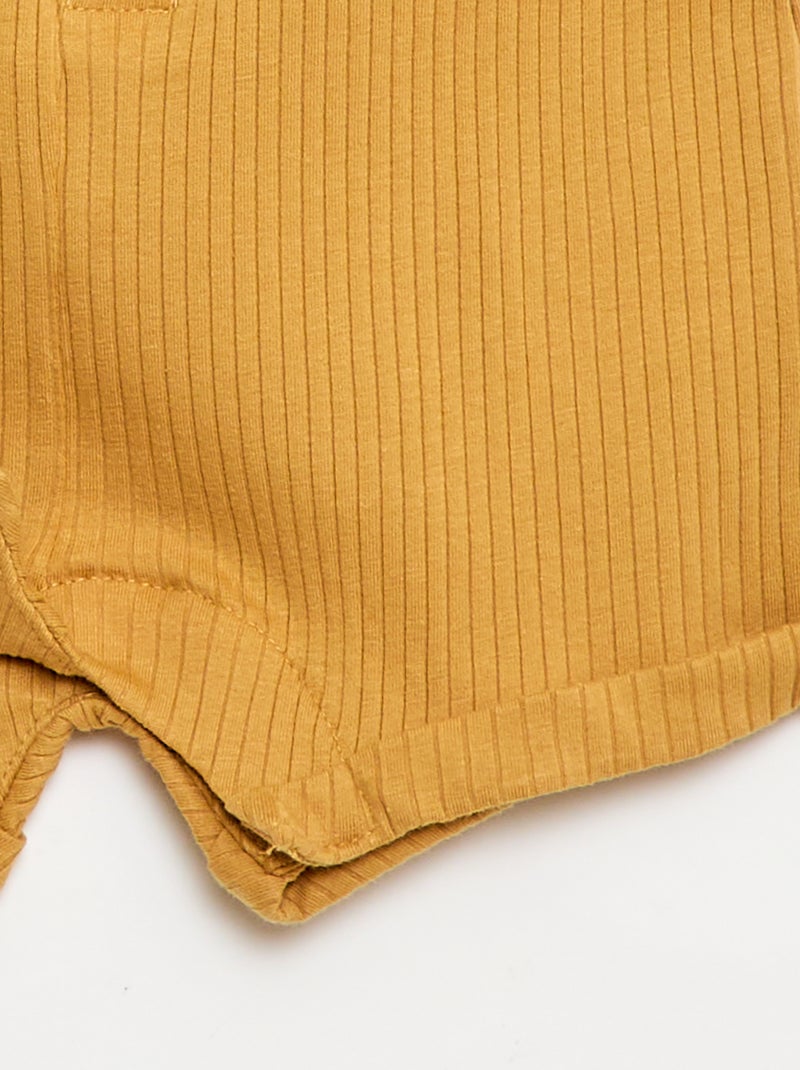 Ribbed knit short romper Mustard yellow - Kiabi