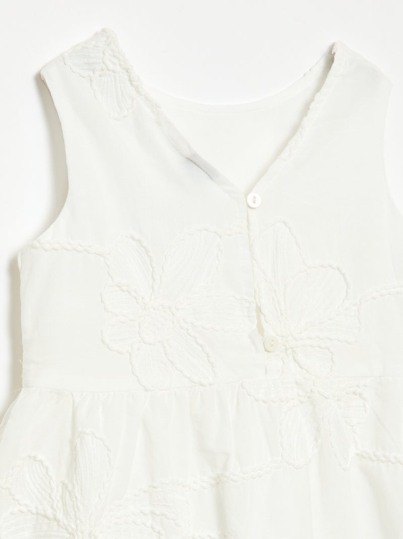 Robe avec broderies fleurs Blanc - Kiabi