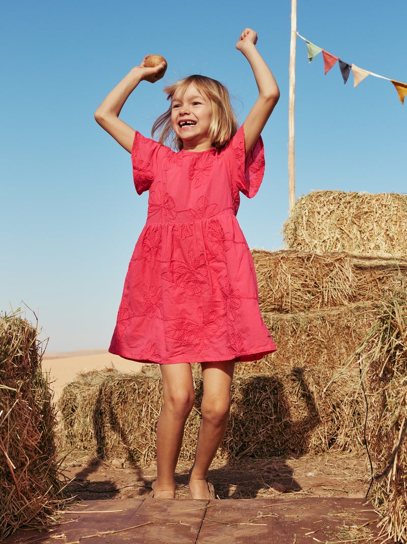 Robe avec broderies fleurs fantaisies Rose - Kiabi