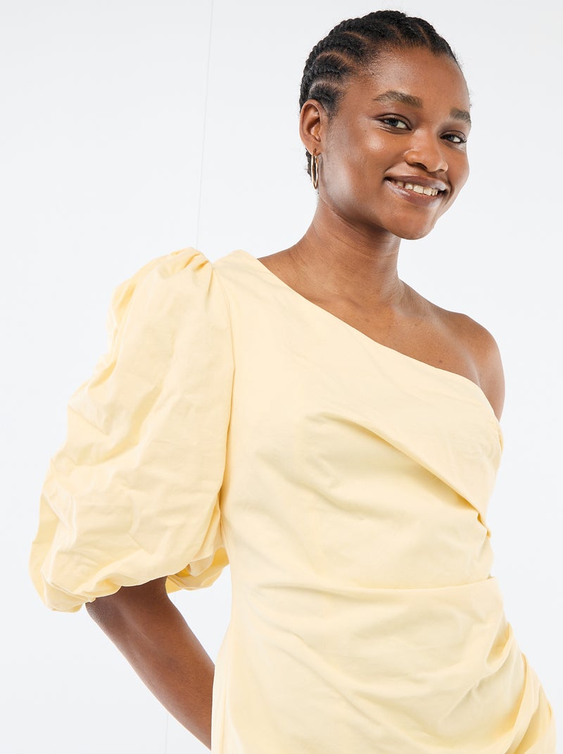 Robe courte à col asymétrique Jaune - Kiabi