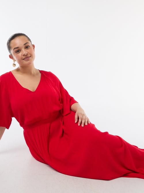 Robe longue à manches courtes en matière crêpée - Kiabi
