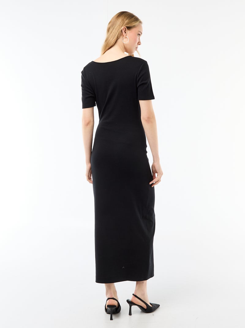 Robe longue coupe drapée avec bijou Noir - Kiabi