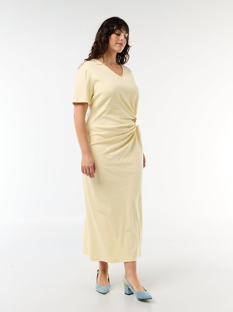 Robe longue plissé avec bijou doré Jaune - Kiabi