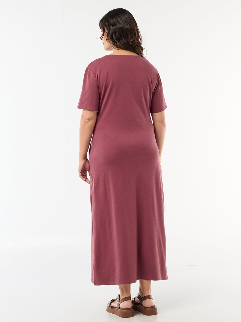 Robe longue plissé avec bijou doré Rose - Kiabi