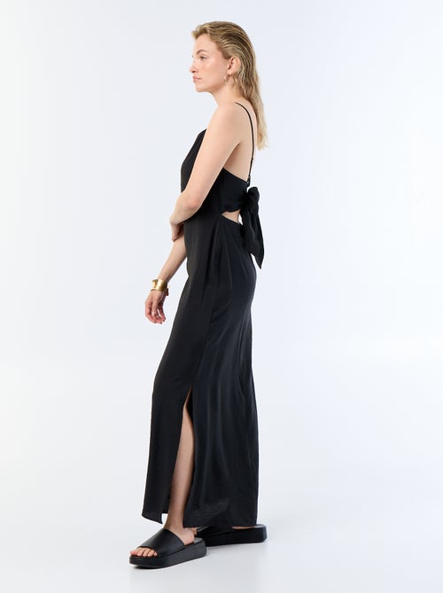 Robe longue satinée à fines bretelles - Kiabi Robe longue satinée à fines bretelles - Kiabi