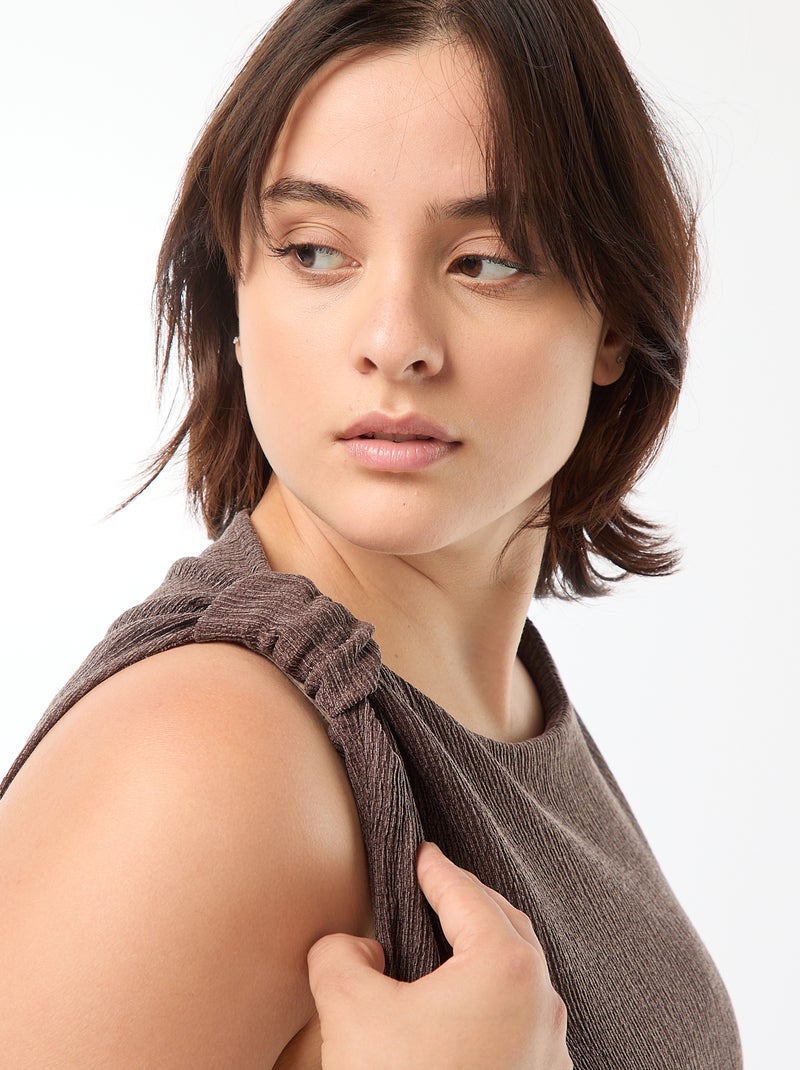 Robe longues sans manches en maille gaufrée Marron - Kiabi