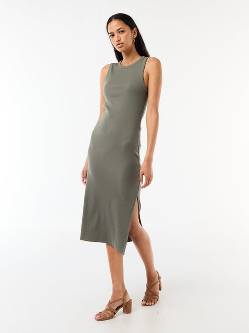 Robe midi côtelée sans manches - Kiabi