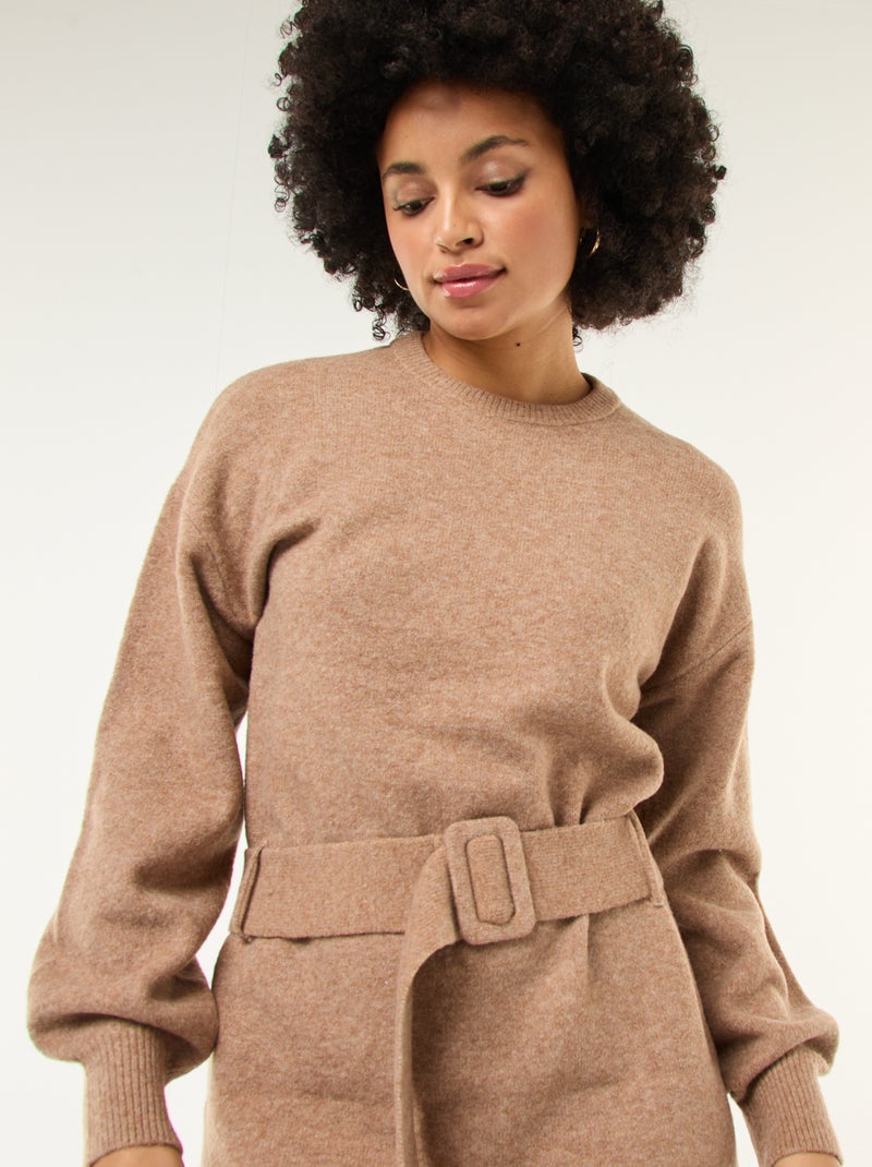 Robe pull manches longues avec ceinture Beige - Kiabi