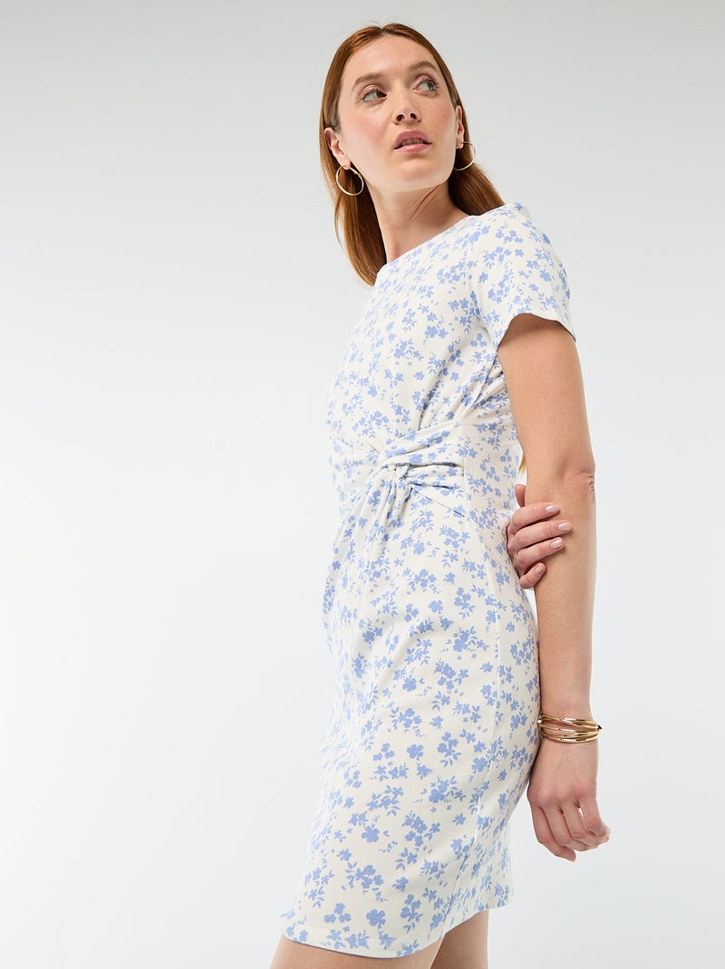 Robe t-shirt courte avec nœud fantaisie Beige - Kiabi