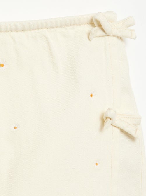Rock-Shorts mit Allover-Stickereien - Kiabi