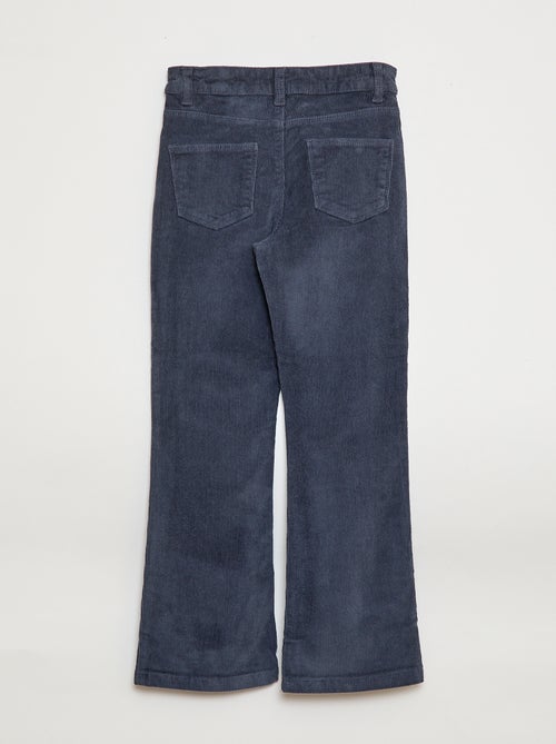 Samthose mit ausgestelltem Schnitt - Kiabi