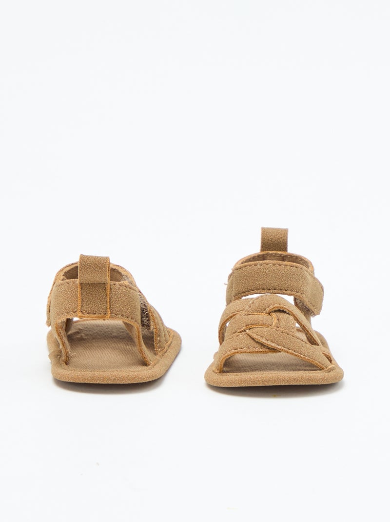 Sandalen aus Stoff mit gekreuzten Riemen Braun - Kiabi