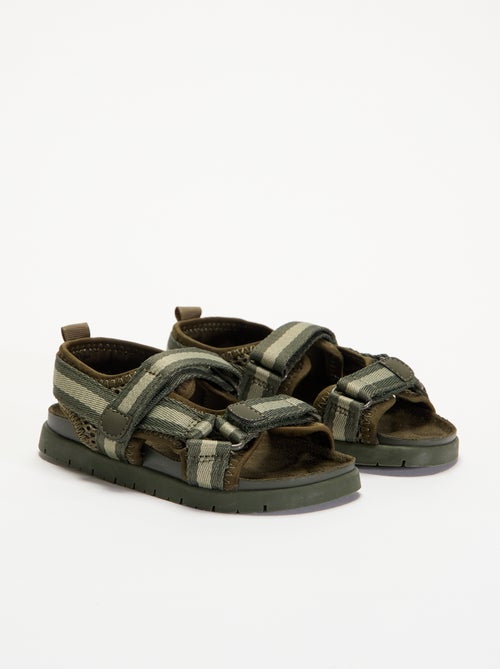 Sandalen mit doppelten Klettverschlussriemen - Kiabi Sandalen mit doppelten Klettverschlussriemen - Kiabi