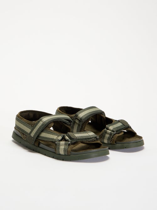 Sandalen mit doppelten Riemen und Klettverschluss - Kiabi Sandalen mit doppelten Riemen und Klettverschluss - Kiabi